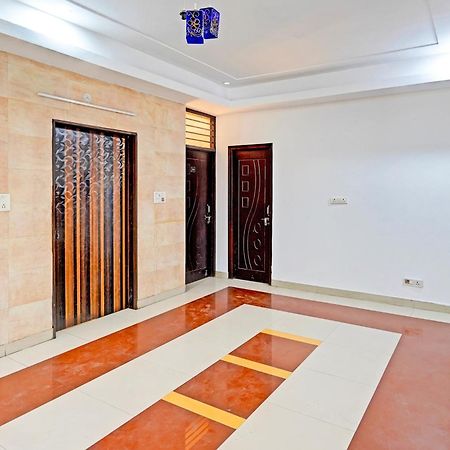 Super Hotel O Palm Dehradun Bagian luar foto