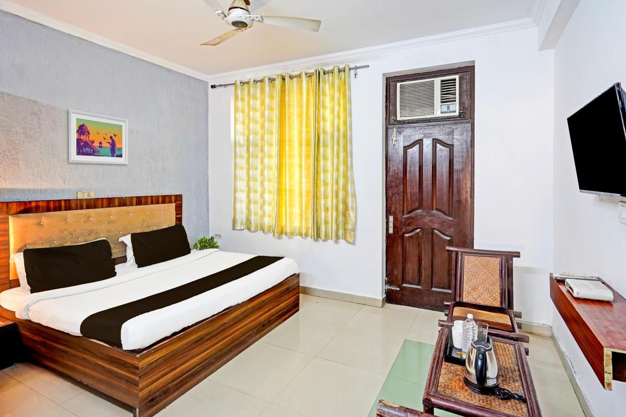 Super Hotel O Palm Dehradun Bagian luar foto